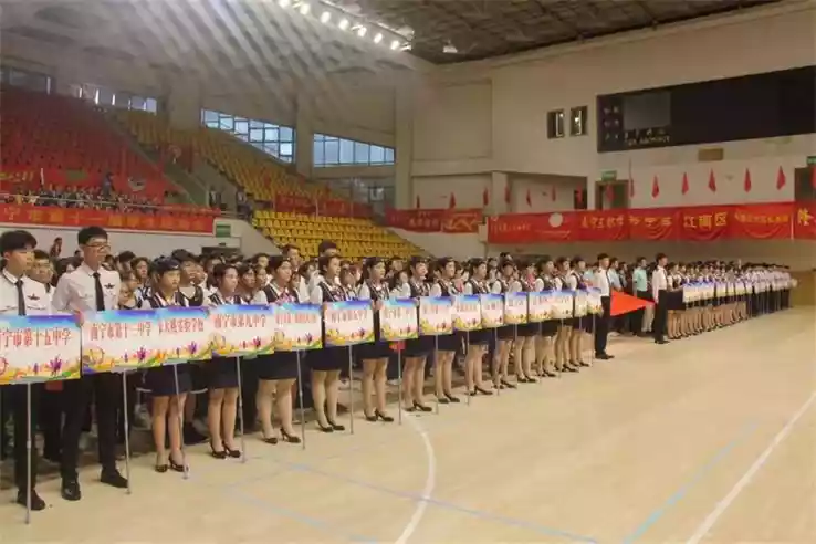 南宁逸夫小学：培养未来的领袖(1)